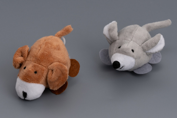 Игрушка для кошек мягкая Собачка 10х7х4см с заводным механизмом